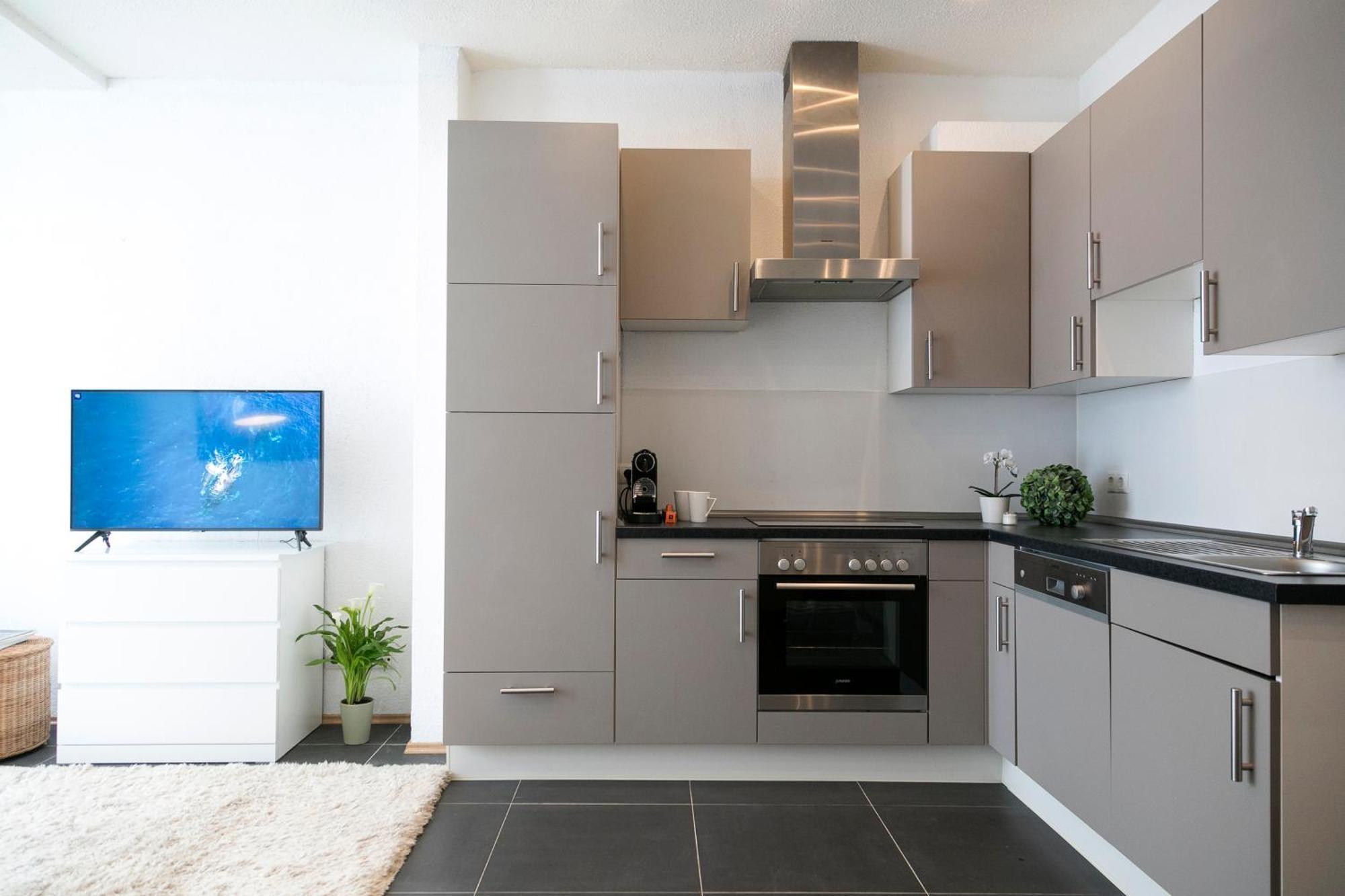 I Innenstadt I King-Size-Bett I Mayen Ngoại thất bức ảnh