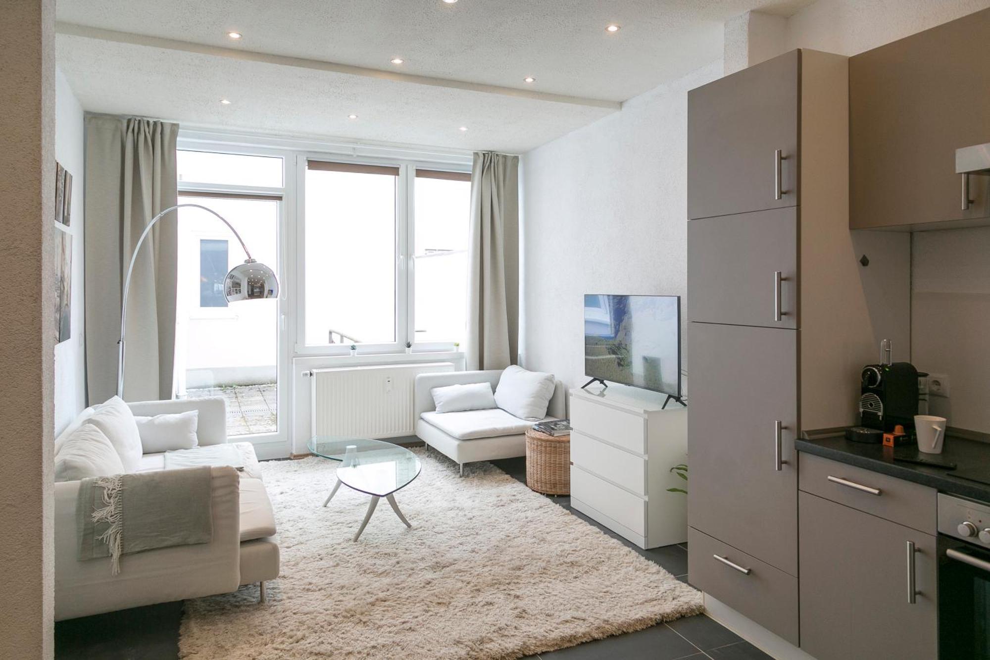 I Innenstadt I King-Size-Bett I Mayen Ngoại thất bức ảnh